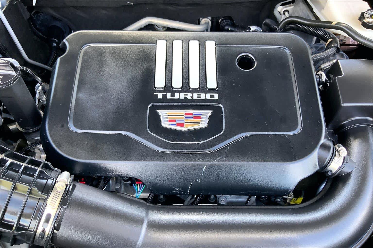 Used 2025 Cadillac XT5 Luxury w/ LPO, Floor Liner Package FWD image 32