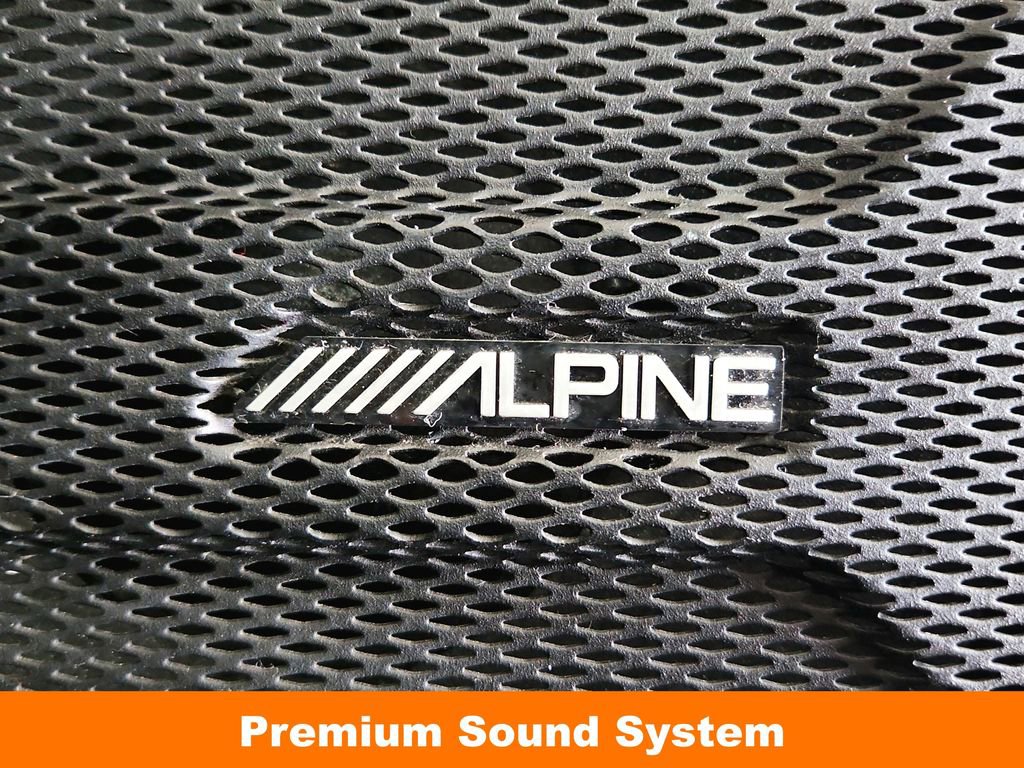 Used 2018 Jeep Wrangler Unlimited Sahara w/ Dual Top Group image 31