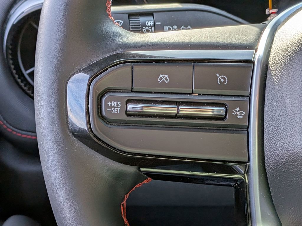 Used 2023 Chevrolet Colorado Z71 w/ Z71 Convenience Package 2 image 15