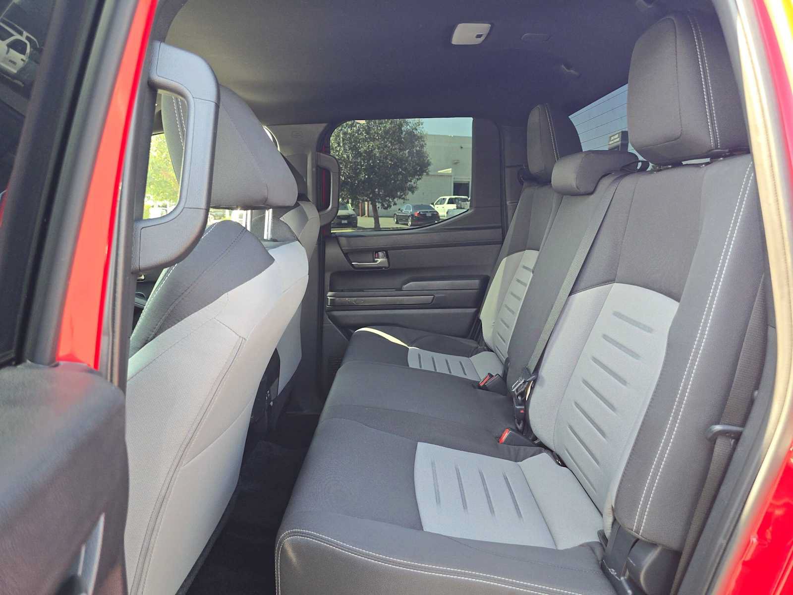 Certified 2025 Toyota Tacoma TRD Off-Road AWD/4WD image 16