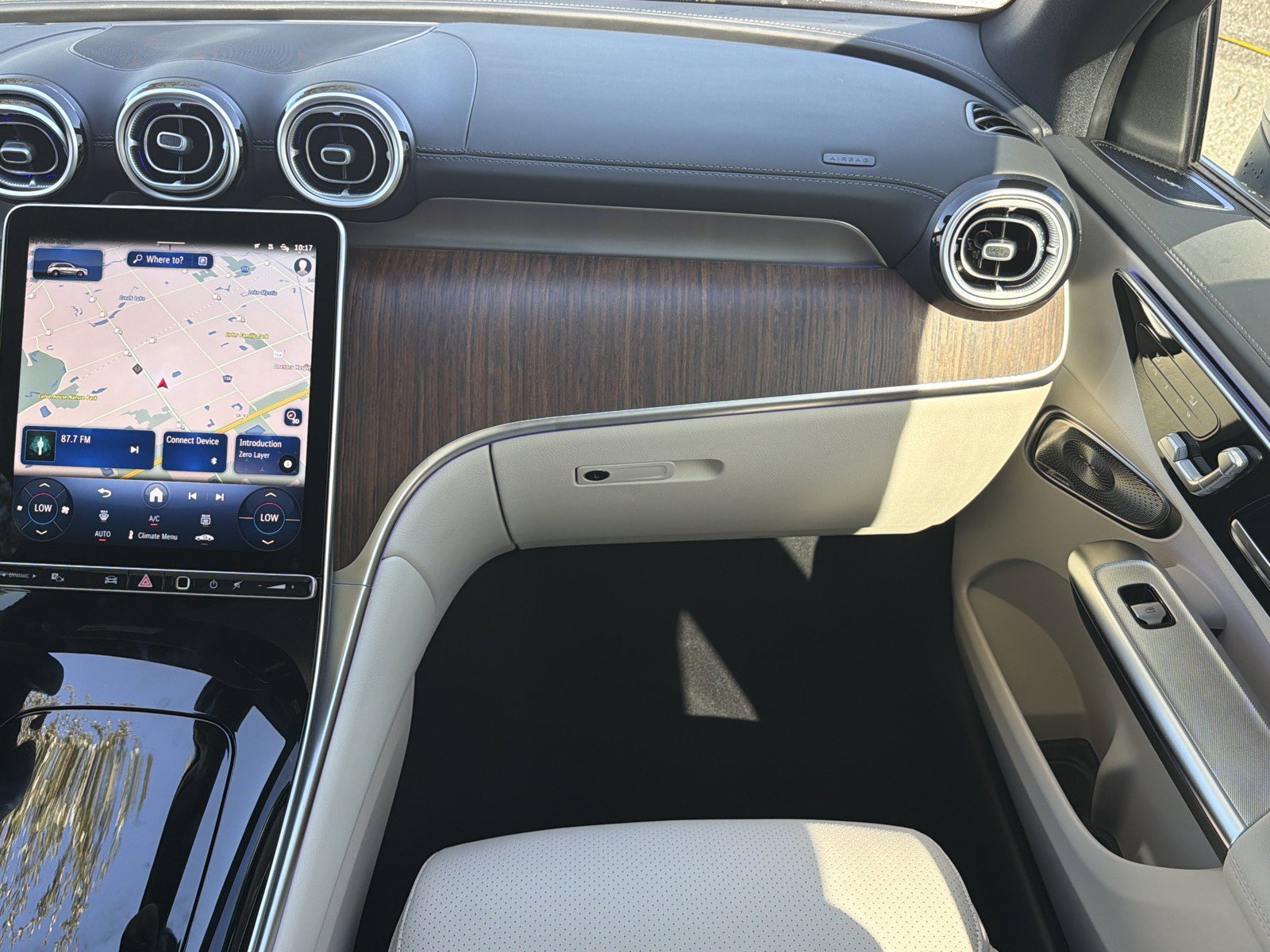 Used 2027 Mercedes-Benz GLC 300 image 17