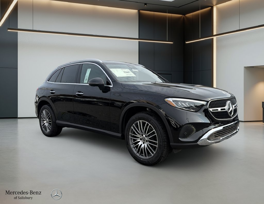 New 2026 Mercedes-Benz GLC 300 4MATIC image 3