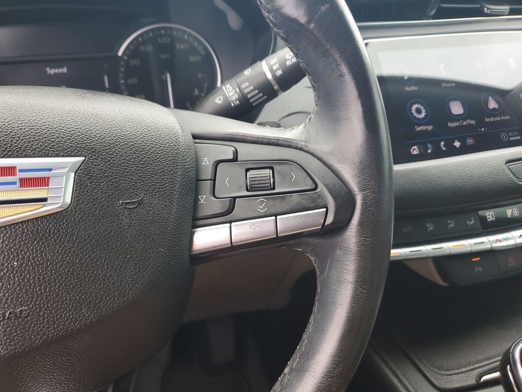 Used 2023 Cadillac XT4 Luxury image 26