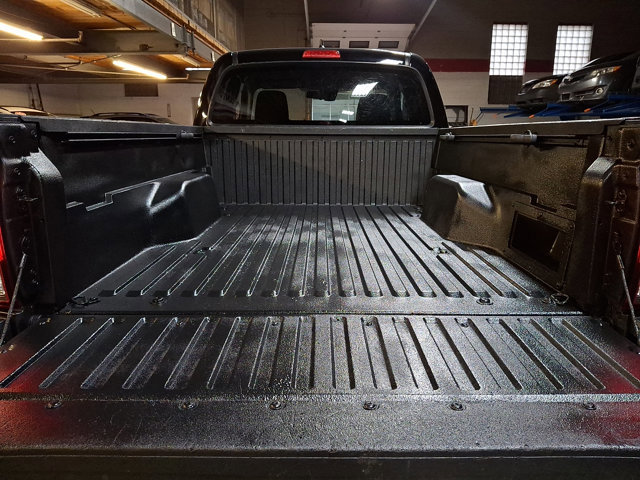 Used 2019 Toyota Tacoma SR AWD/4WD image 27