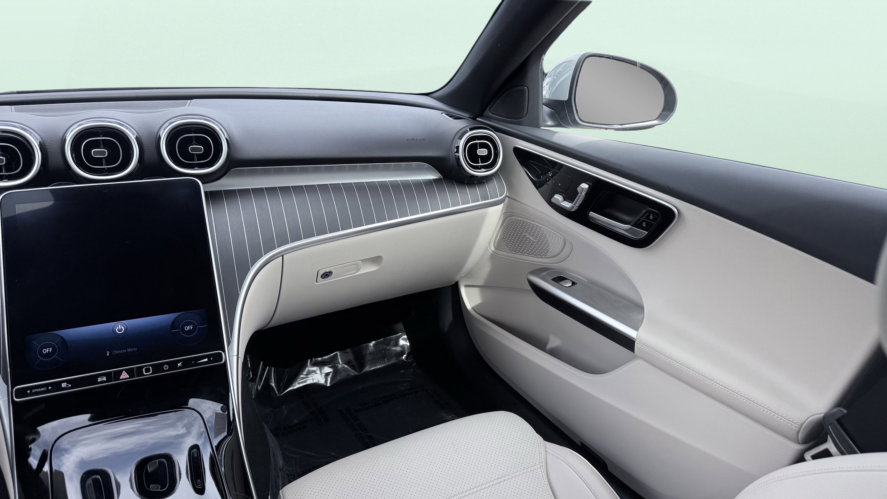 Used 2025 Mercedes-Benz C 300 Sedan image 53