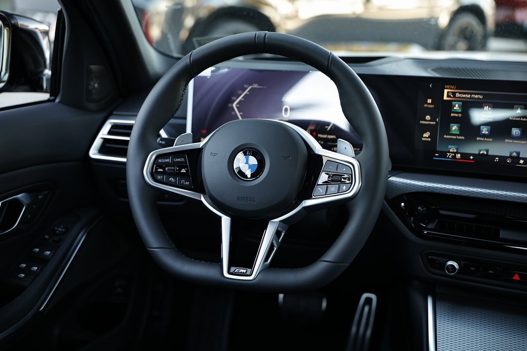 New 2026 BMW 330i Sedan w/ M Sport Package image 28