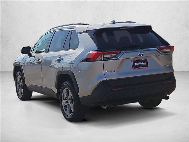 Used 2024 Toyota RAV4 LE AWD/4WD image 8