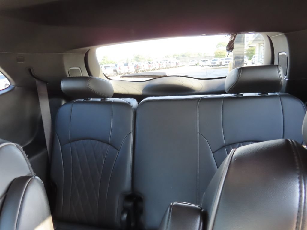 Used 2023 Buick Enclave Avenir w/ Trailering Package, 5000 lbs. AWD/4WD image 29