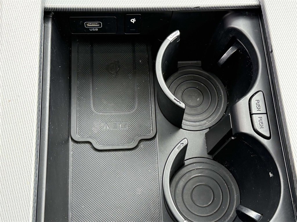 Used 2022 Hyundai Palisade SEL w/ Premium Package image 24