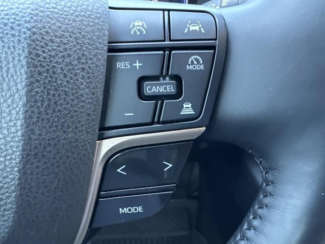 Certified 2023 Toyota Crown Limited image 25