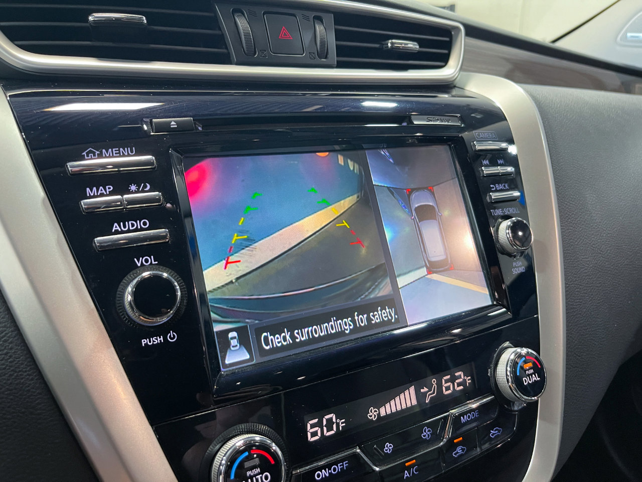 Used 2017 Nissan Murano Platinum image 8