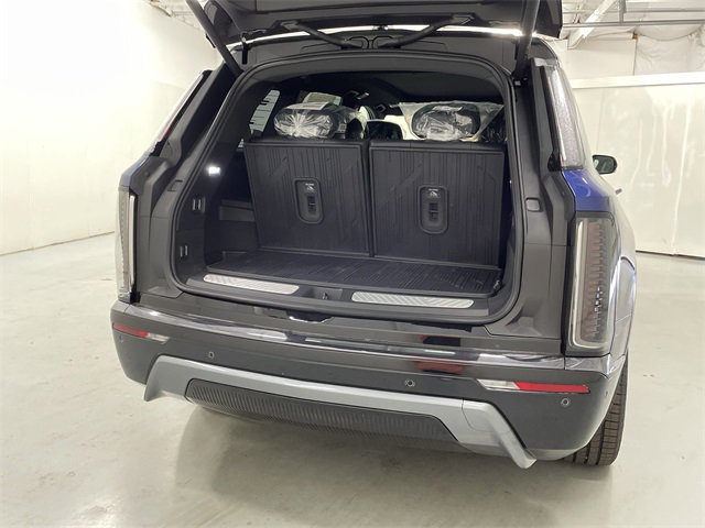 New 2026 Cadillac Vistiq Sport w/ LPO, Floor Liner Package image 27