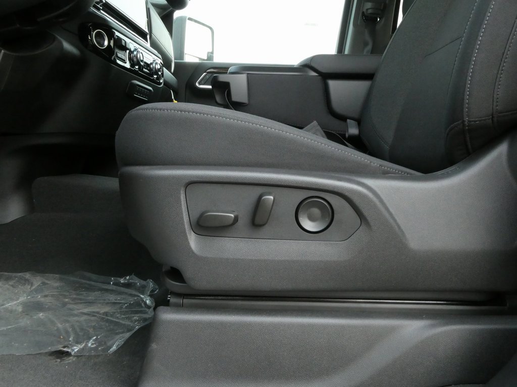 New 2025 GMC Sierra 2500 SLE w/ SLE Value Package; image 9