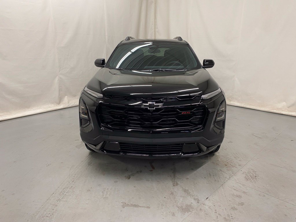 New 2027 Chevrolet Equinox RS w/ LPO, Floor Liner Package AWD/4WD image 3