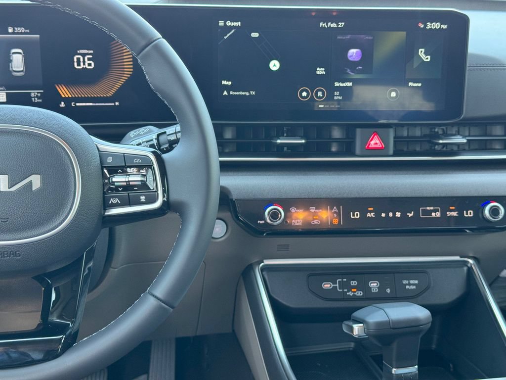 New 2026 Kia Carnival EX FWD image 17