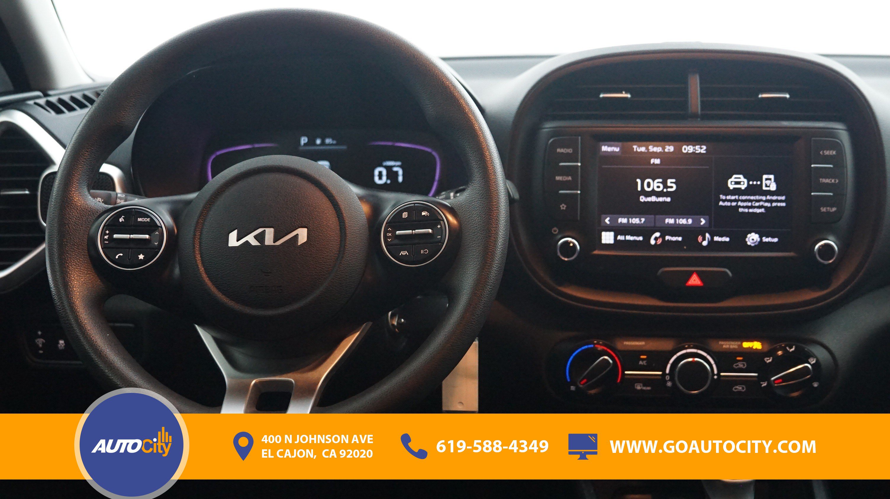 Used 2023 Kia Soul LX w/ LX Technology Package FWD image 5