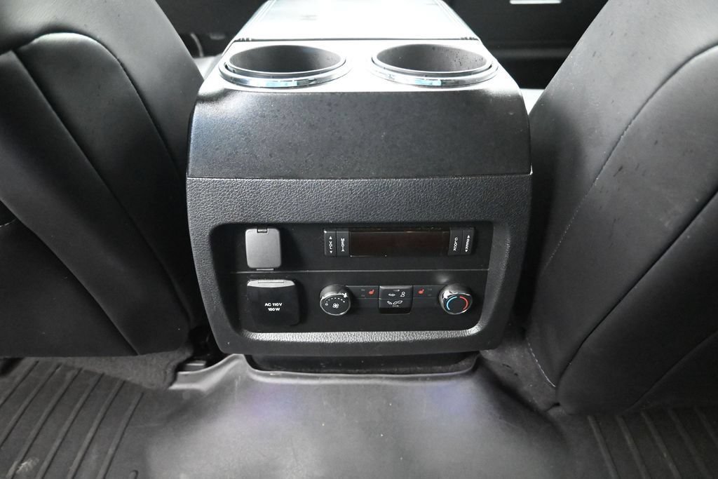 Used 2016 Lincoln Navigator Select AWD/4WD image 27