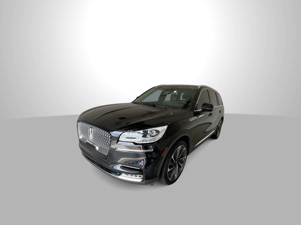 Used 2021 Lincoln Aviator Reserve w/ Equipment Group 202A AWD/4WD image 4