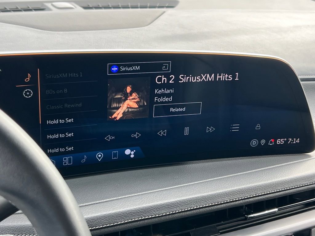 Certified 2025 Cadillac XT4 Premium Luxury image 37