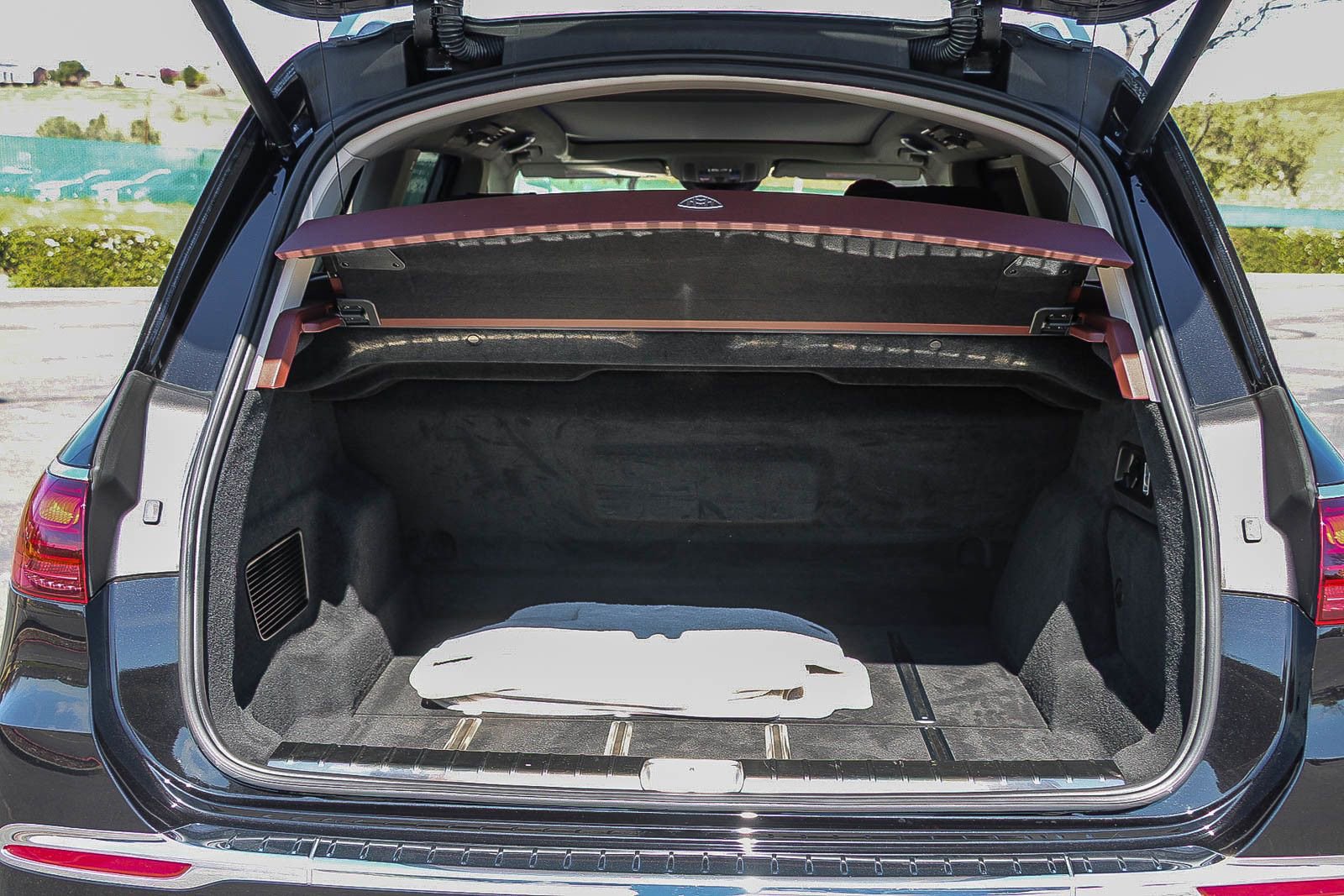 Certified 2024 Mercedes-Benz Maybach GLS 600 4MATIC image 30