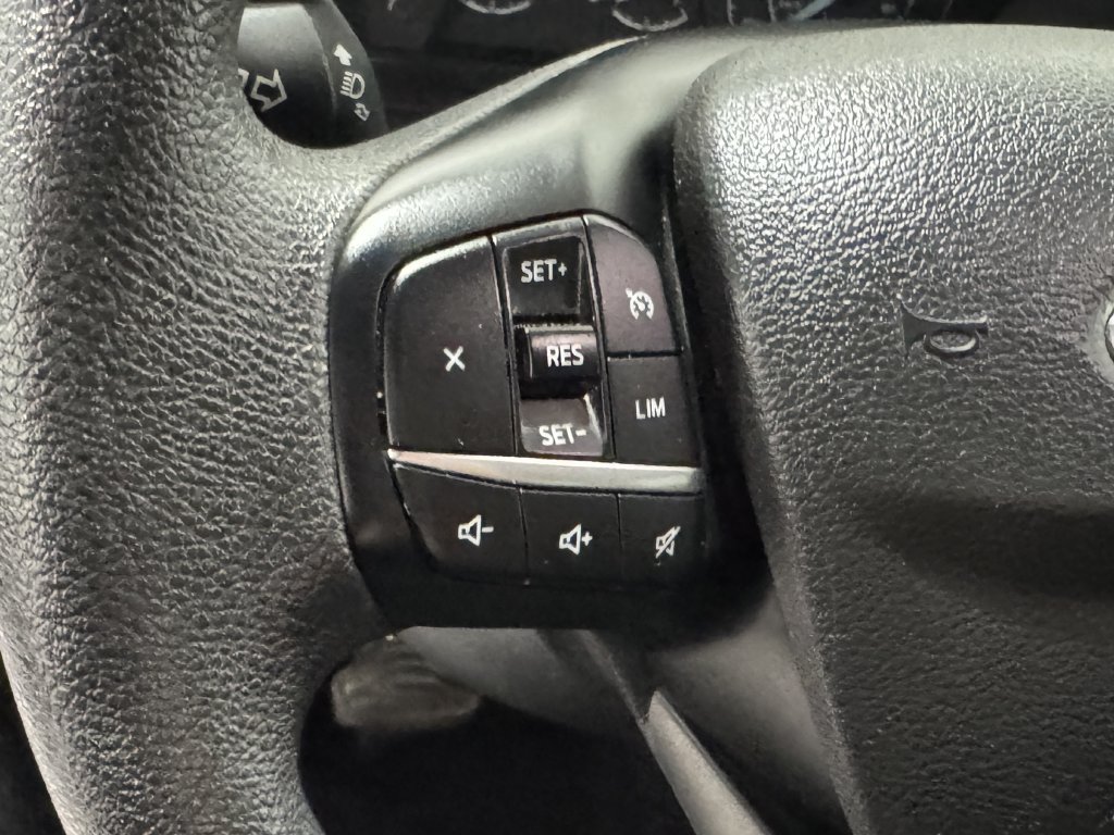 Used 2025 Ford Transit 350 XLT RWD image 6