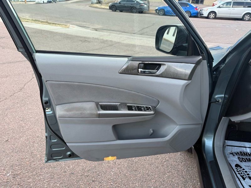 Used 2010 Subaru Forester 2.5X Premium w/ Popular Equipment Group 1A image 10