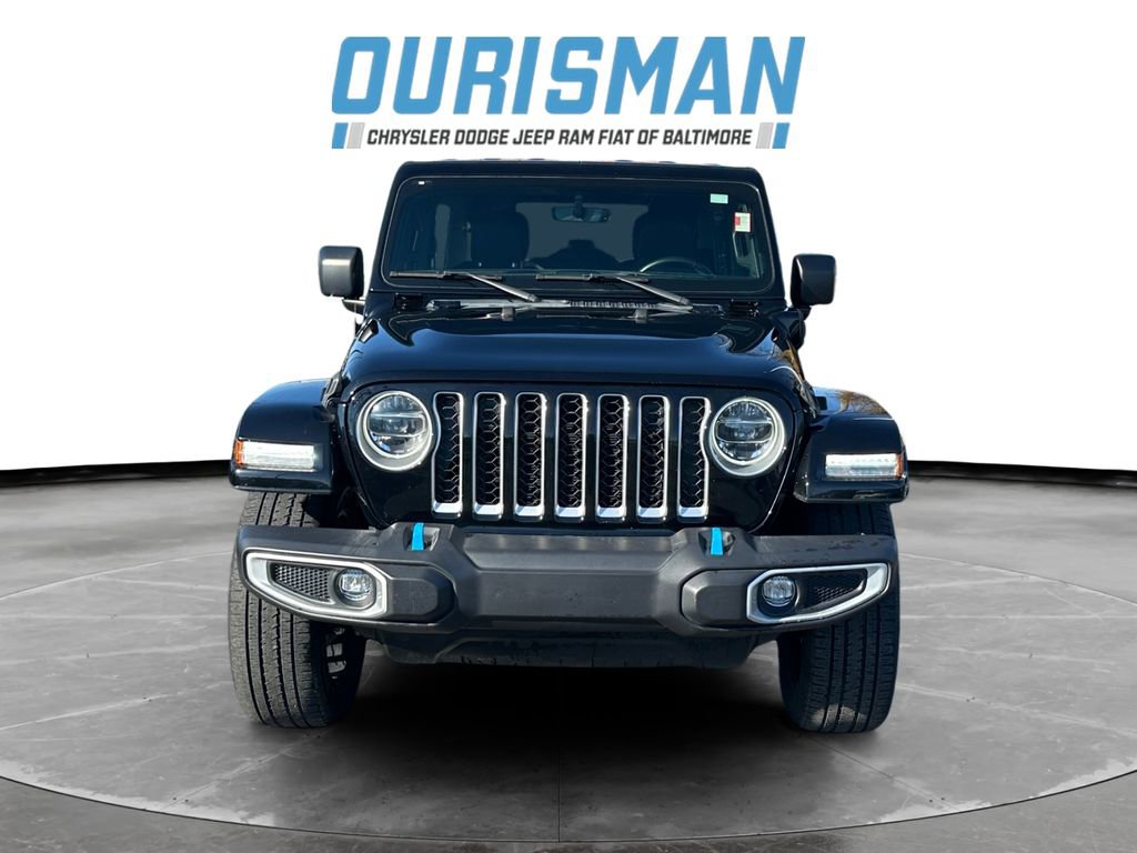 Used 2022 Jeep Wrangler Unlimited Sahara w/ Cold Weather Group image 8