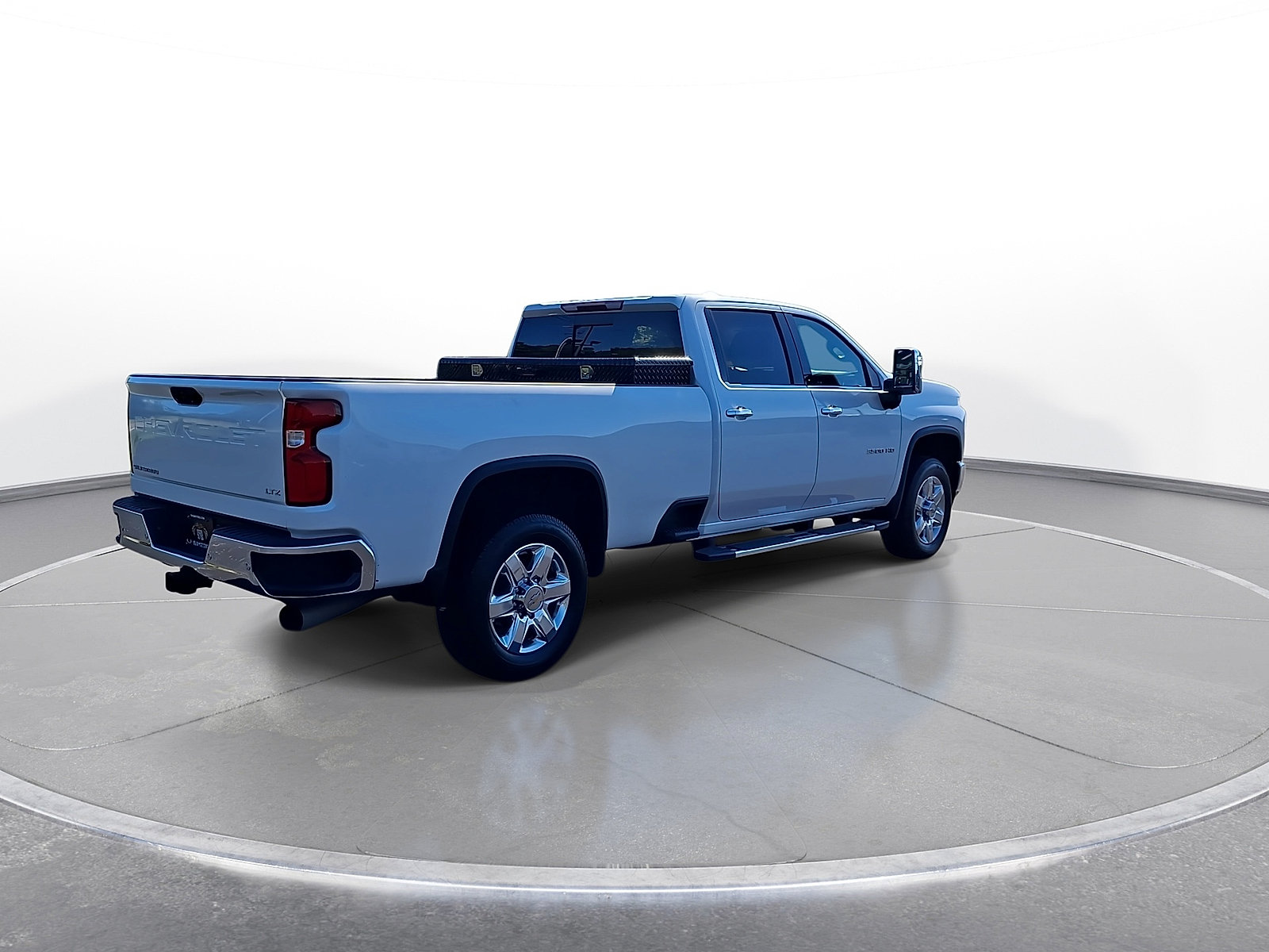 Used 2021 Chevrolet Silverado 3500 LTZ w/ LTZ Plus Package AWD/4WD image 8