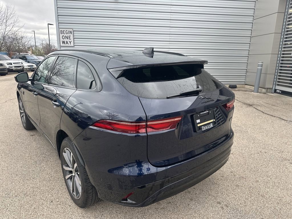 Used 2026 Jaguar F-PACE R-Dynamic S image 4