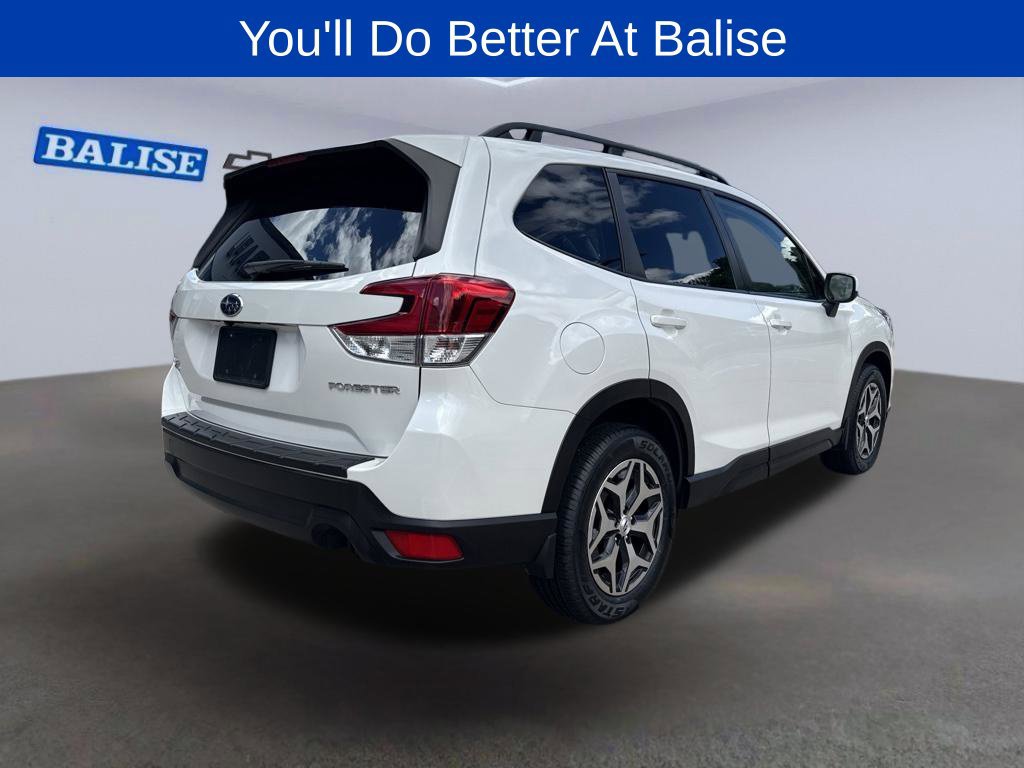 Used 2023 Subaru Forester Premium AWD/4WD image 4