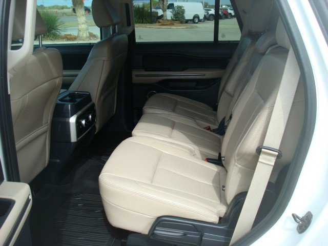 Used 2024 Ford Expedition XLT RWD image 23