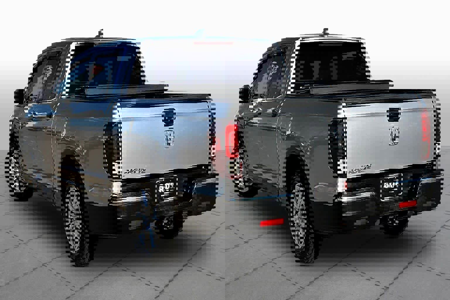 Used 2019 Honda Ridgeline RT image 12