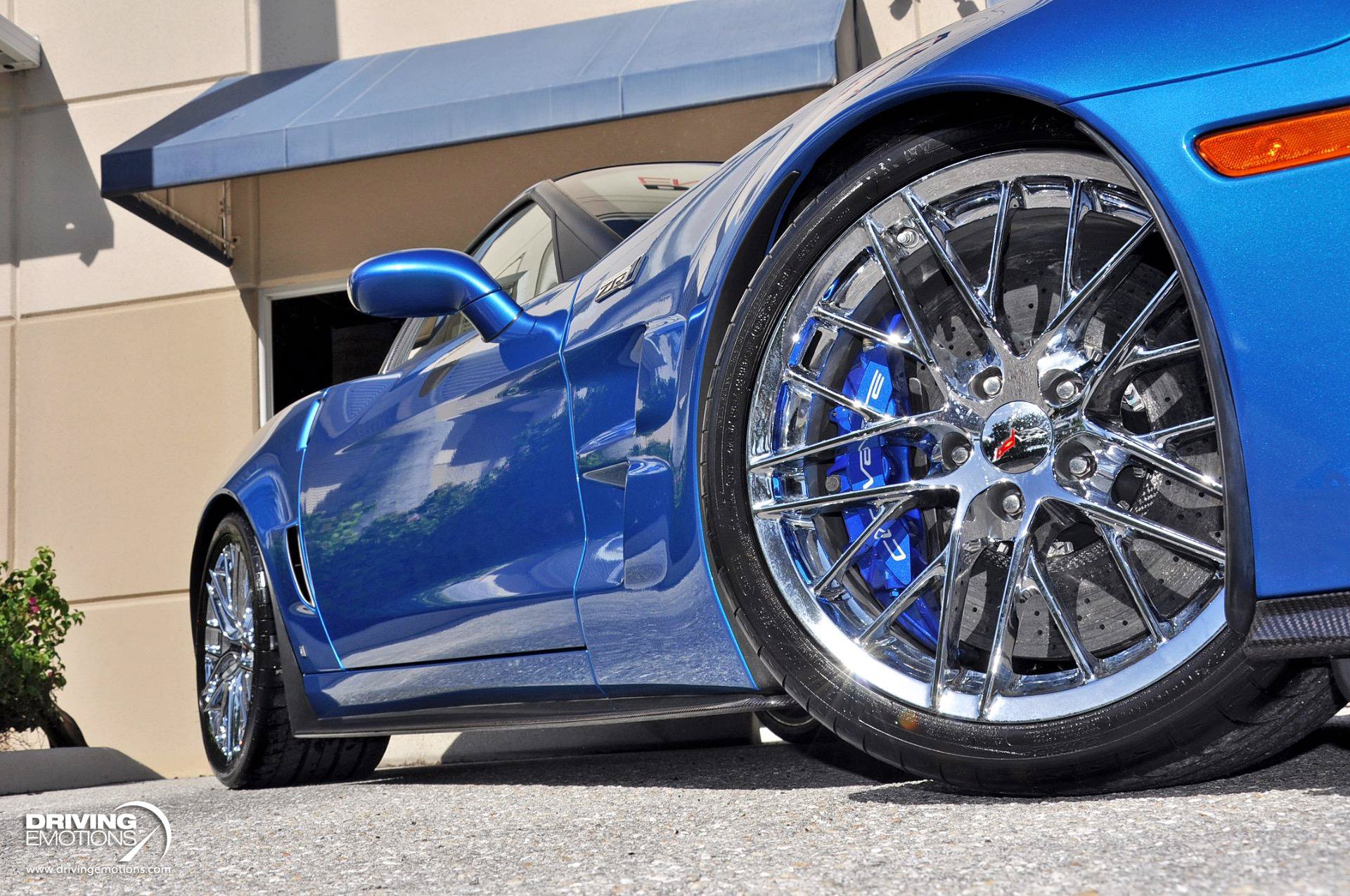 Used 2009 Chevrolet Corvette ZR1 w/ Preferred Equipment Group RWD image 10