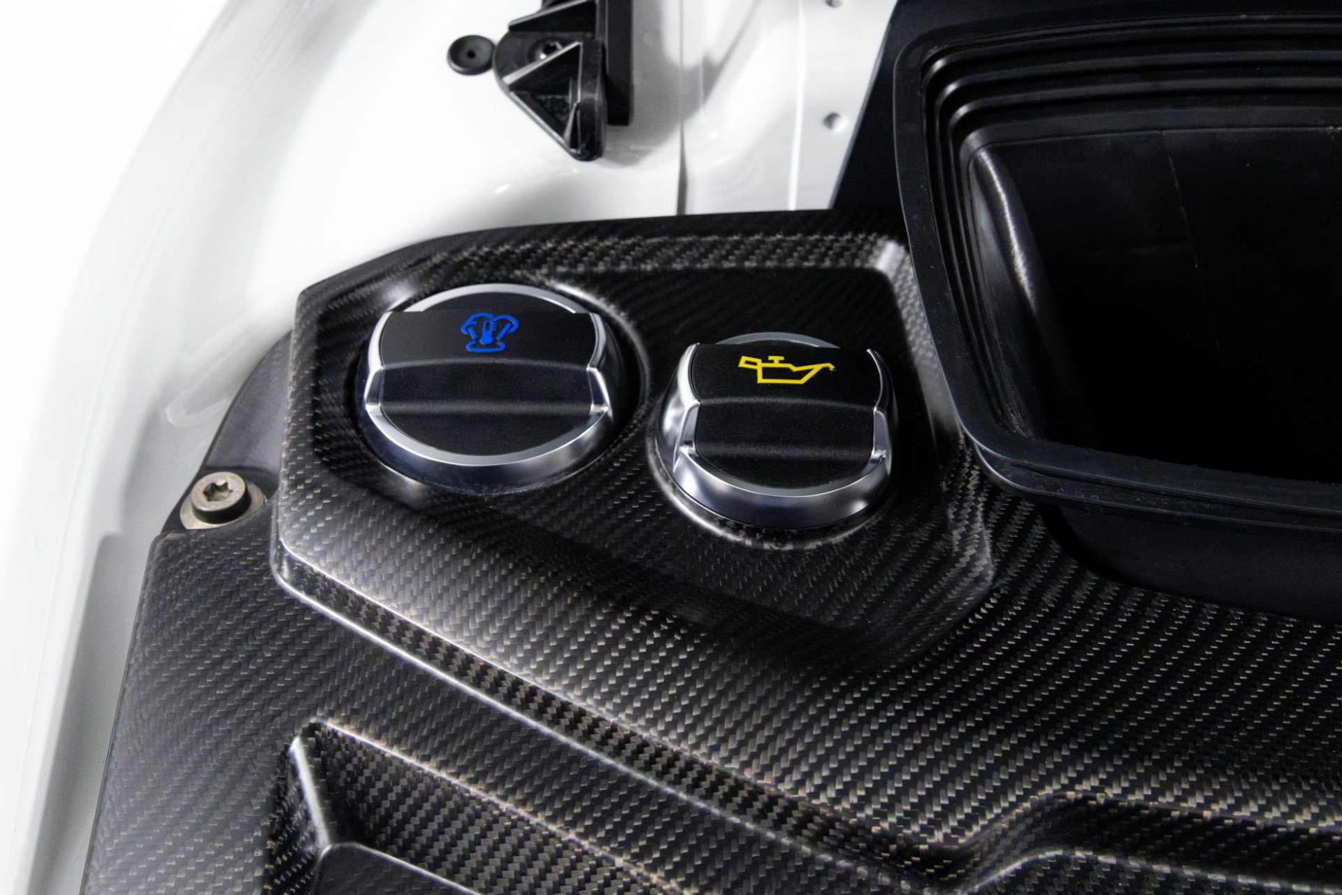 Used 2018 Porsche 911 GT2 RS image 52