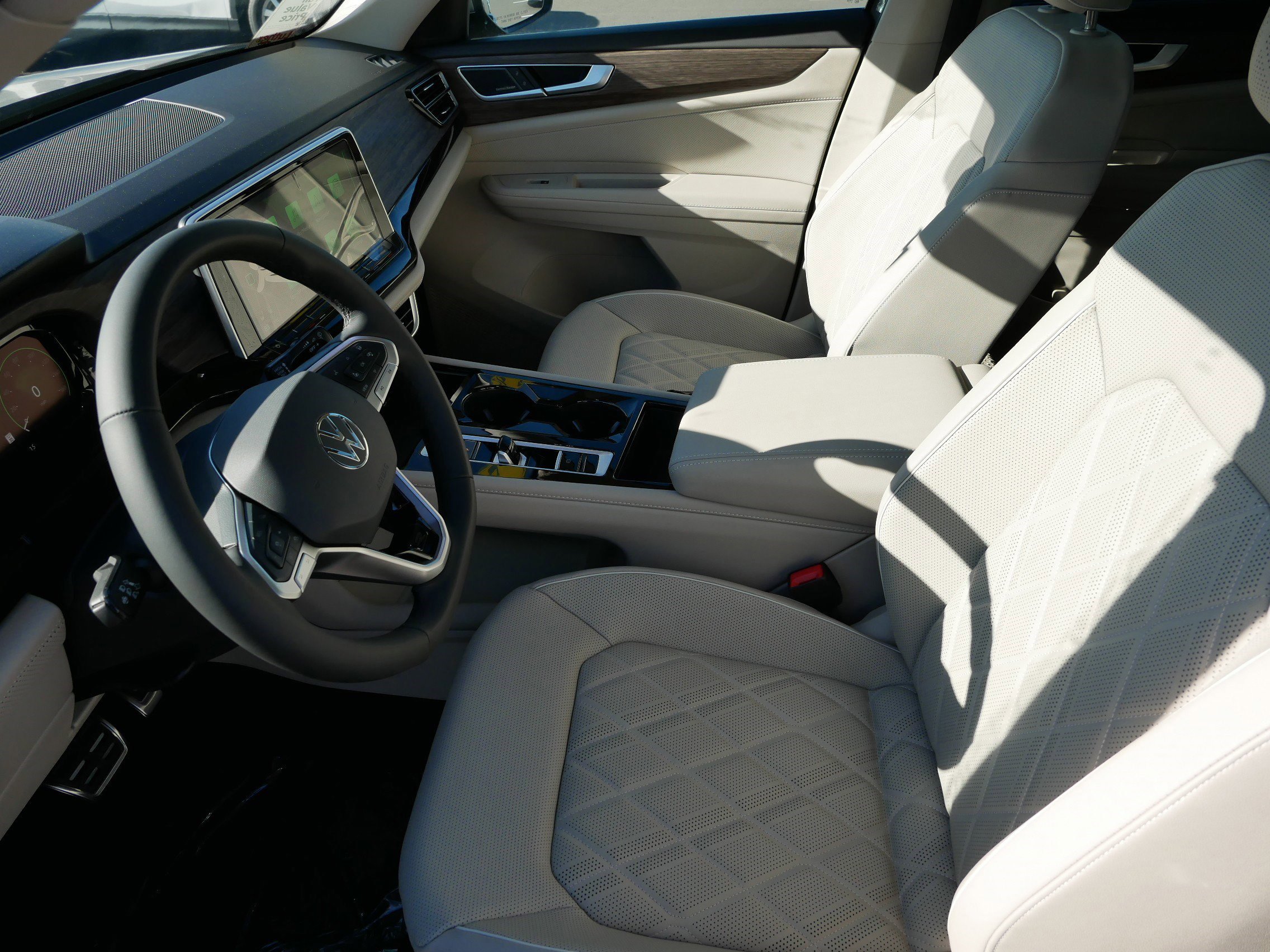 New 2026 Volkswagen Atlas SEL Premium R-Line image 16