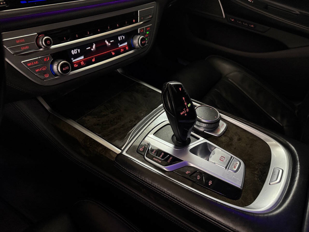 Used 2021 BMW 740i w/ Premium Package RWD image 49