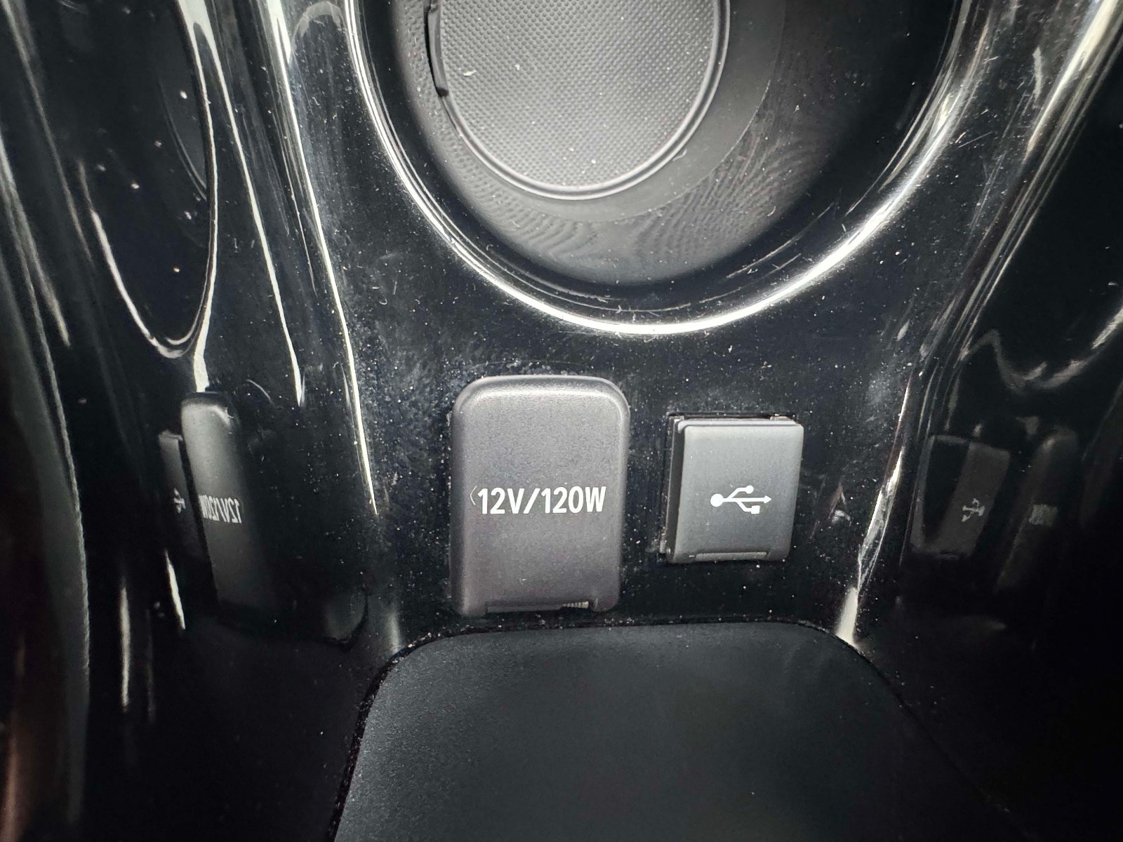Certified 2022 Toyota Prius XLE AWD/4WD image 43