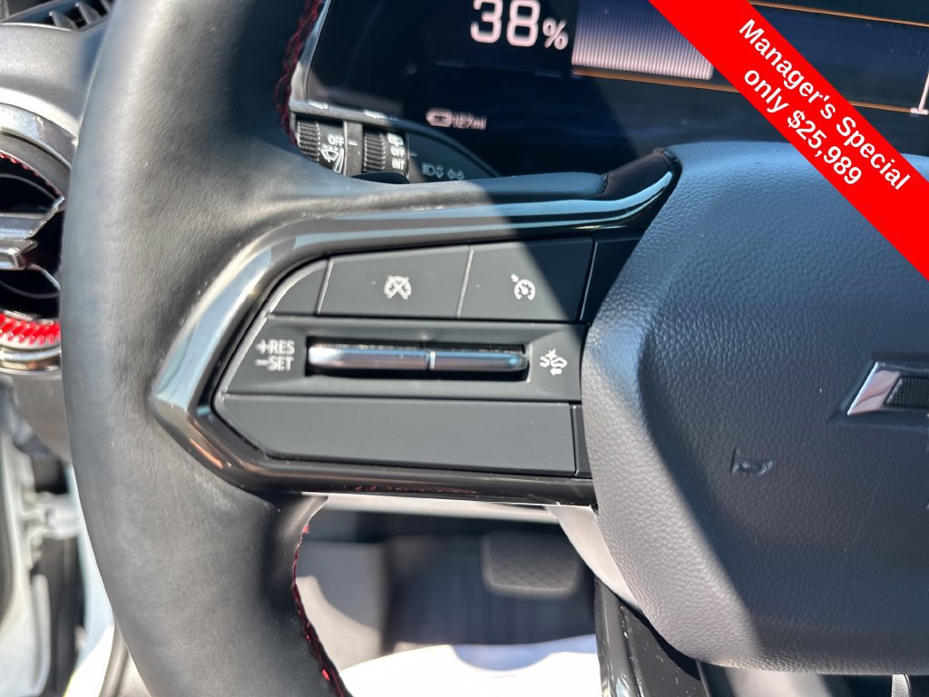 Used 2024 Chevrolet Equinox EV RS FWD image 16