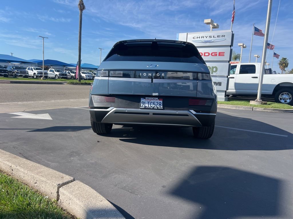 Used 2024 Hyundai Ioniq 5 SEL image 11