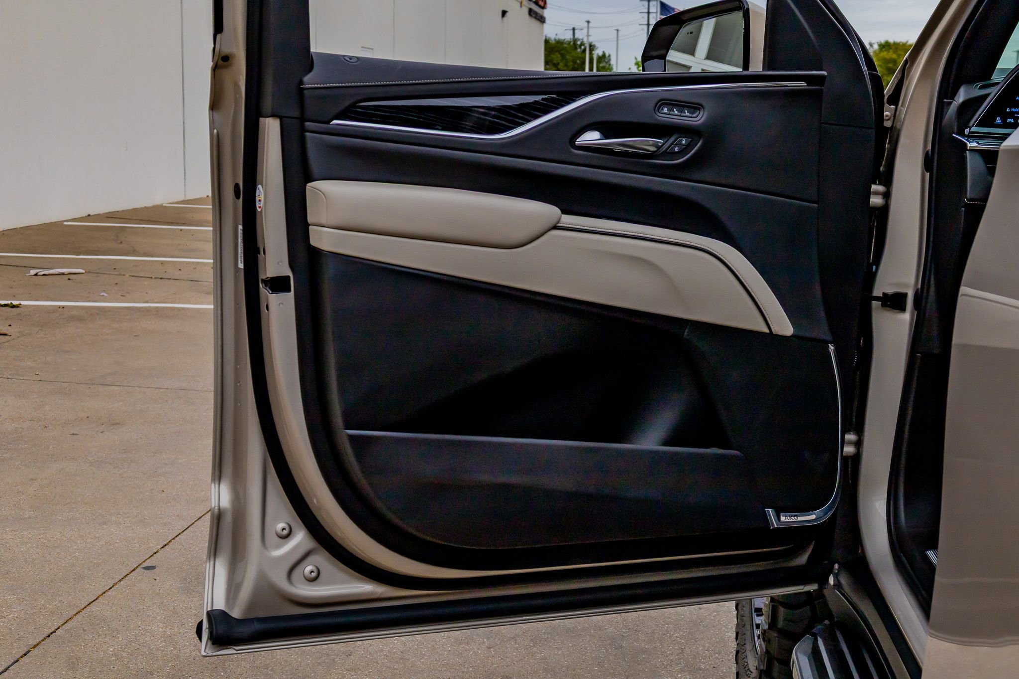 Used 2021 Cadillac Escalade Sport image 36