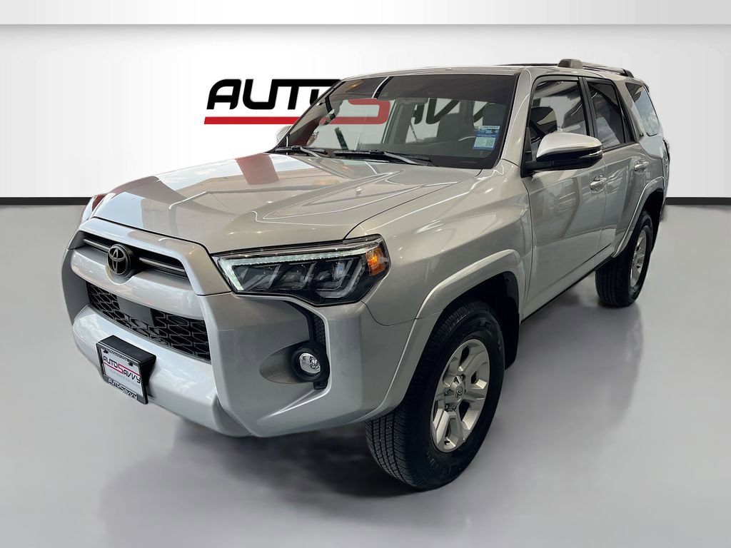 Used 2024 Toyota 4Runner SR5 Premium w/ Moonroof Package image 3