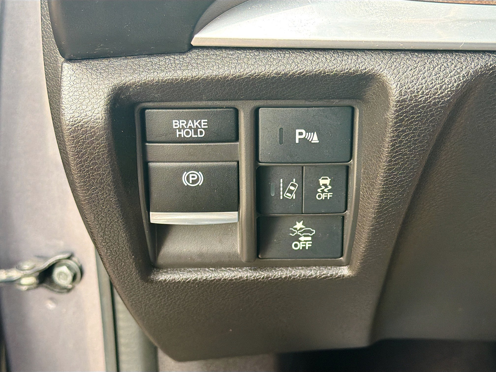 Used 2020 Acura MDX SH-AWD w/ Technology Package image 17
