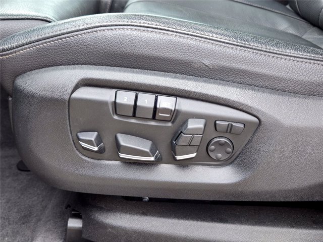 Used 2019 BMW X6 xDrive35i w/ M Sport Package AWD/4WD image 39