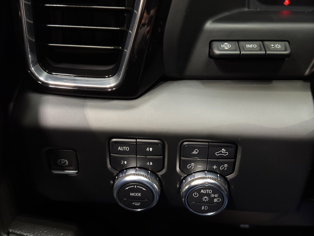 Used 2023 GMC Sierra 1500 Denali w/ Denali Reserve Package image 38