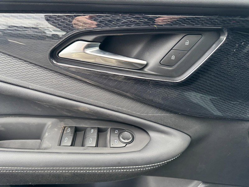 New 2026 Chevrolet Blazer EV LT image 9