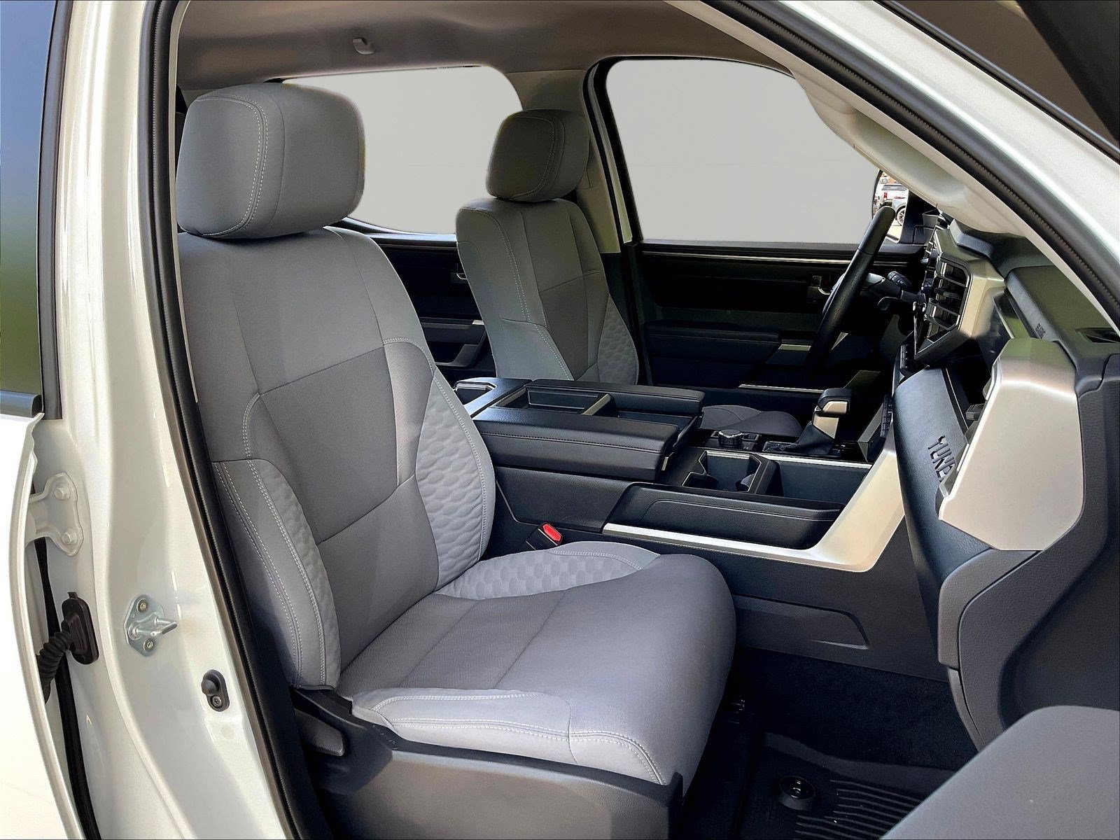 Used 2024 Toyota Tundra SR5 AWD/4WD image 30