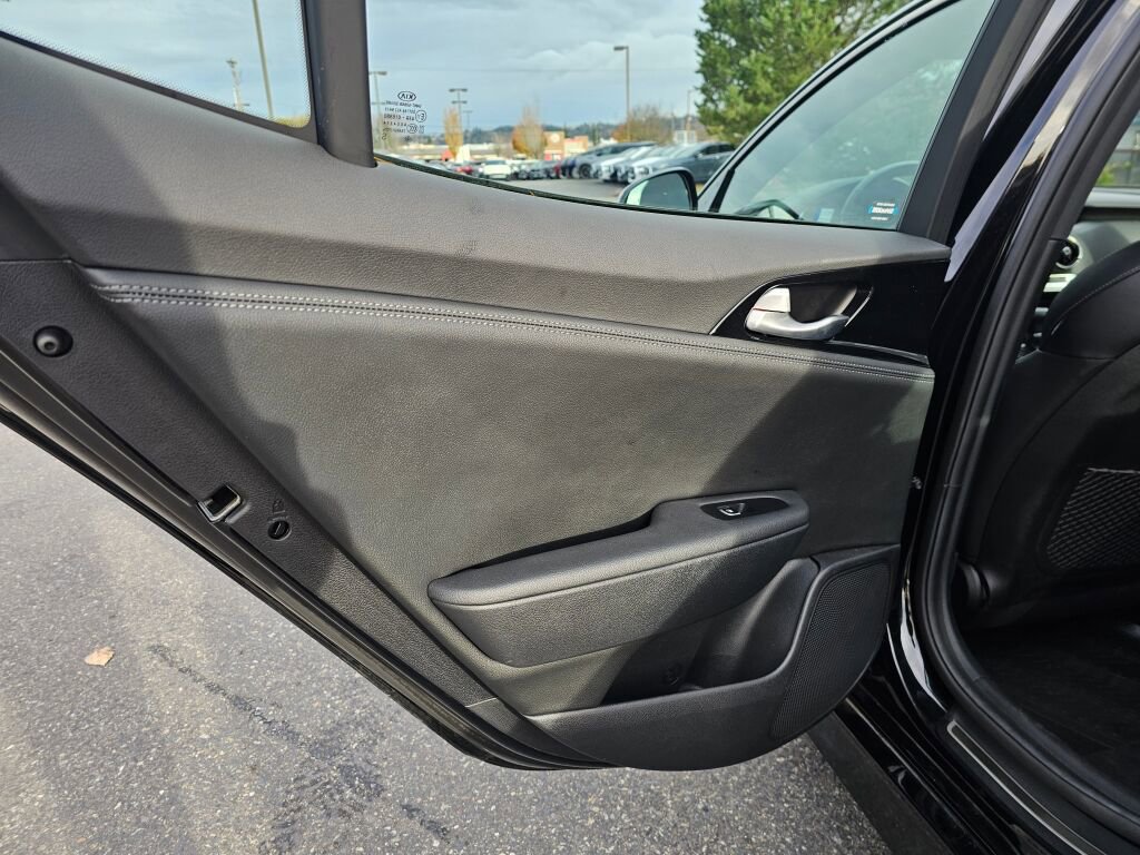 Used 2022 Kia Stinger GT-Line image 19