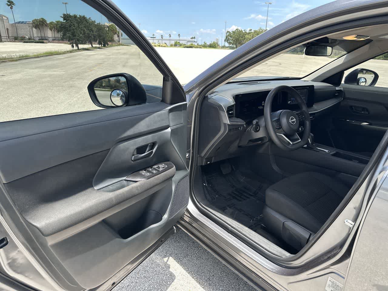 Used 2025 Nissan Kicks S FWD image 10