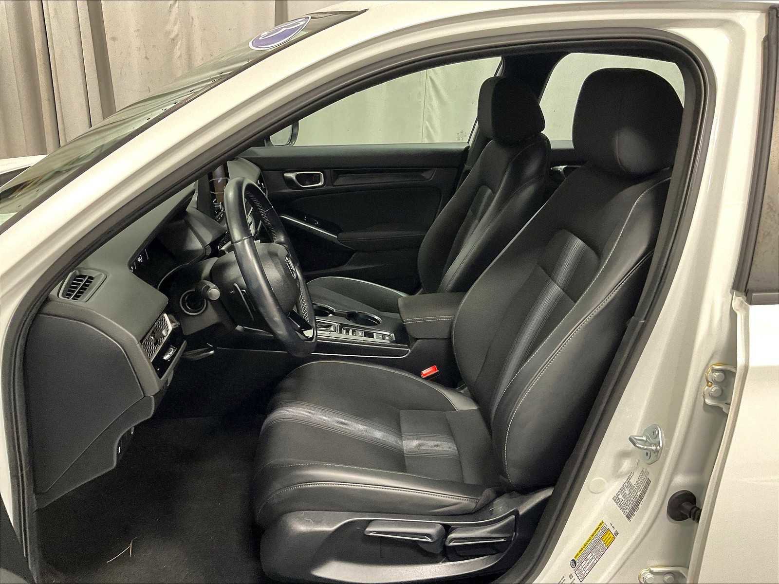 Used 2023 Honda Civic Sport image 10