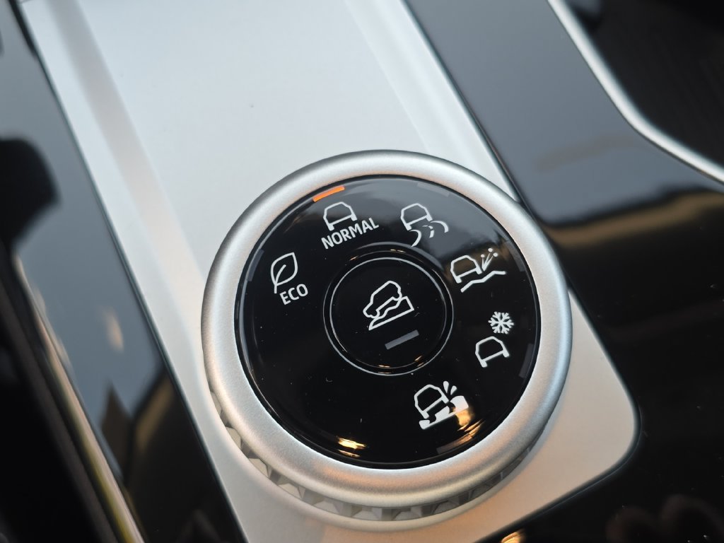 New 2026 Mitsubishi Outlander SE AWD/4WD image 30